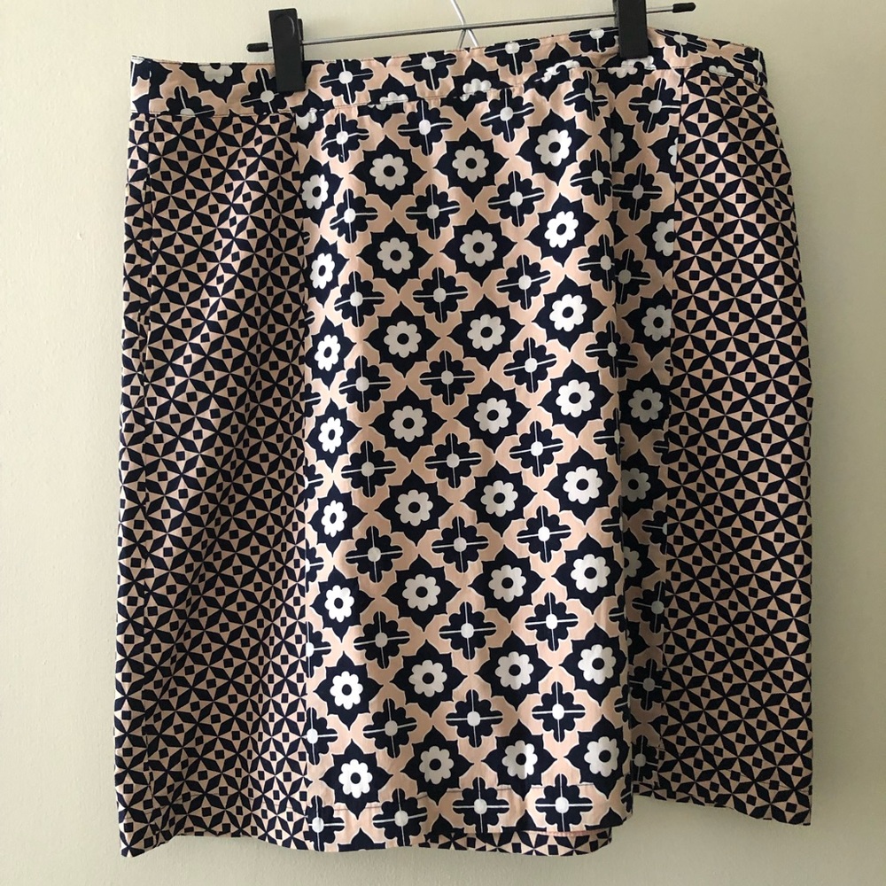 Boden Skirt dusty pink/navy blue size 14
